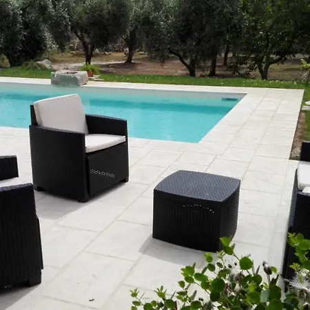 Luisa Con Piscina E Vasca Idromassaggio Vicino Otranto *