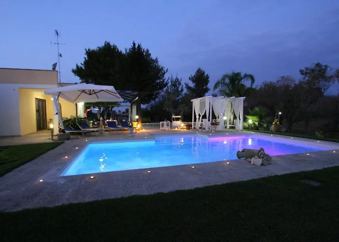 빌라 Luisa Con Piscina E Vasca Idromassaggio Vicino Otranto *
