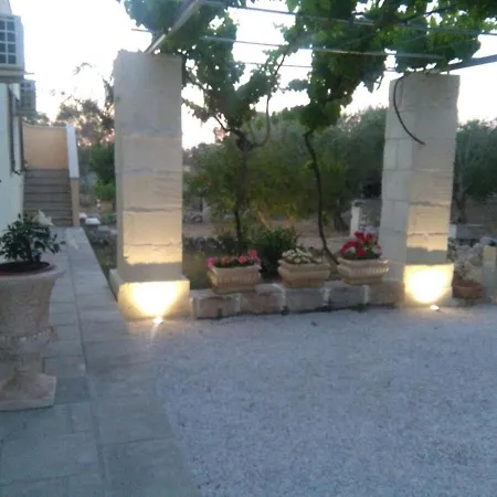 Luisa Con Piscina E Vasca Idromassaggio Vicino Otranto *