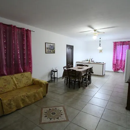 Luisa Con Piscina E Vasca Idromassaggio Vicino Otranto *