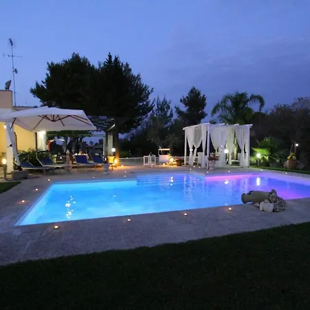 Βίλα Luisa Con Piscina E Vasca Idromassaggio Vicino Otranto *